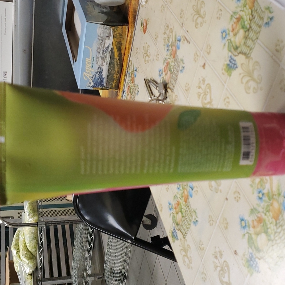 Bath and body work sweet pea triple moisturizing body cream